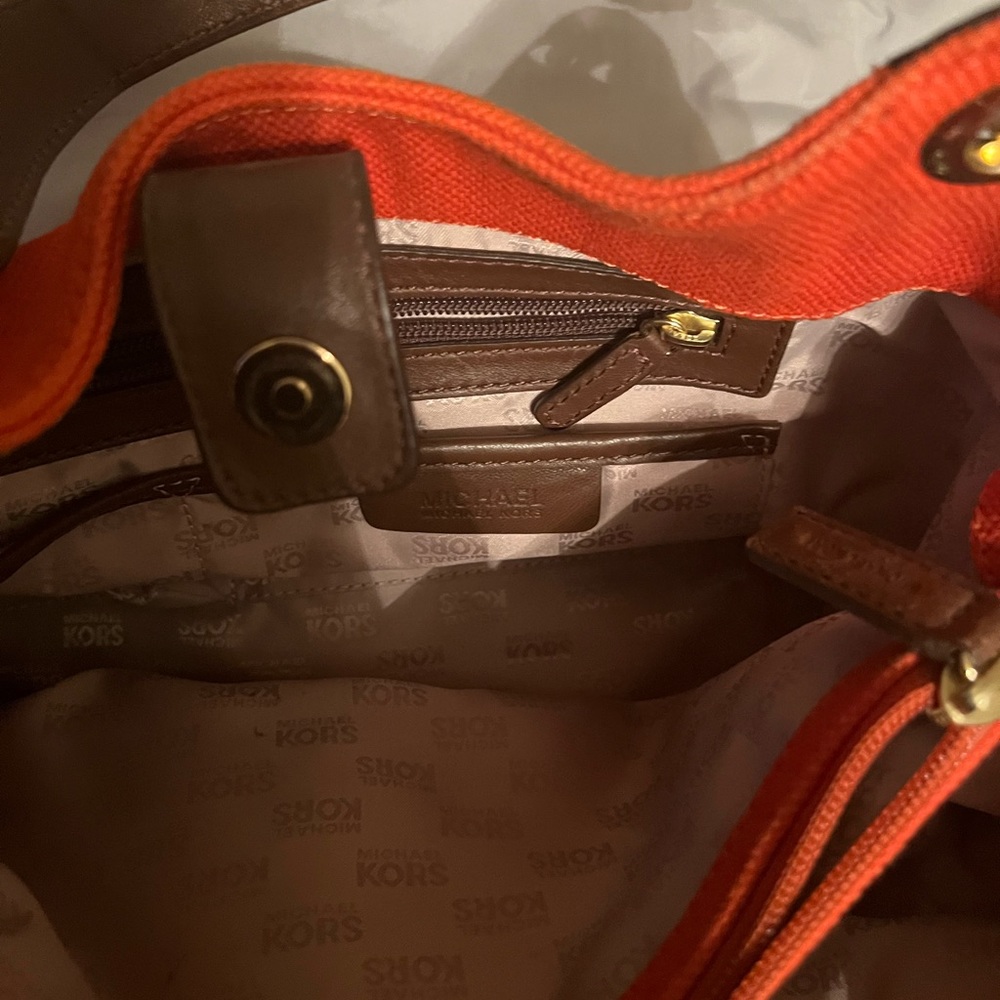 Purse - Picture 5 of 7